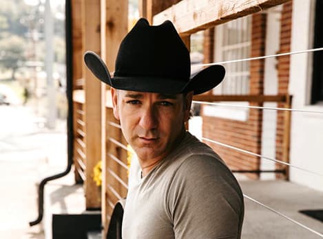 Craig Campbell