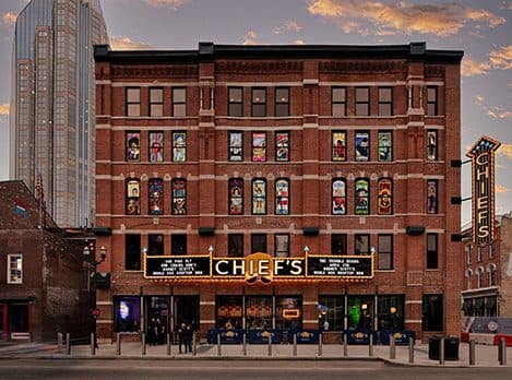 Exterior of Chief's on Broadway